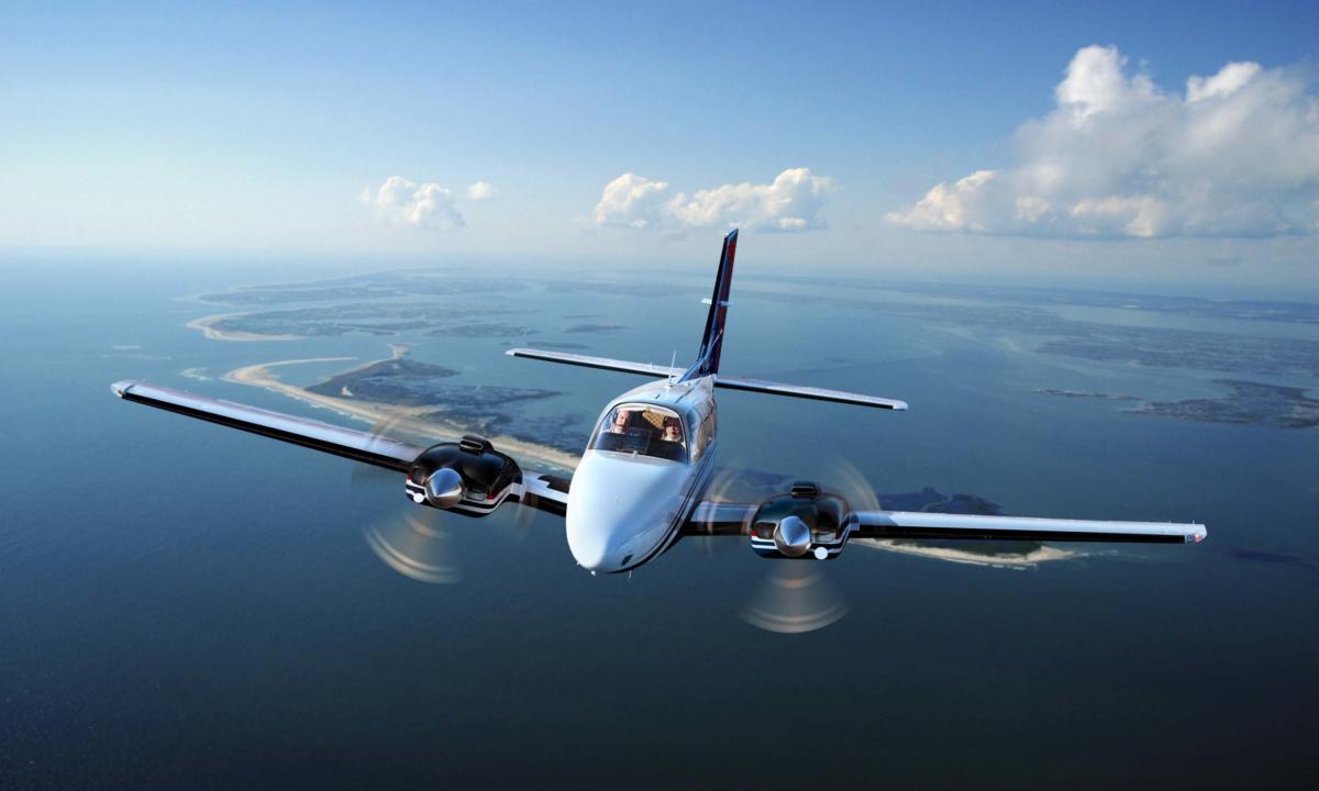 Beechcraft Baron G58 view for Martha's Vineyard charter