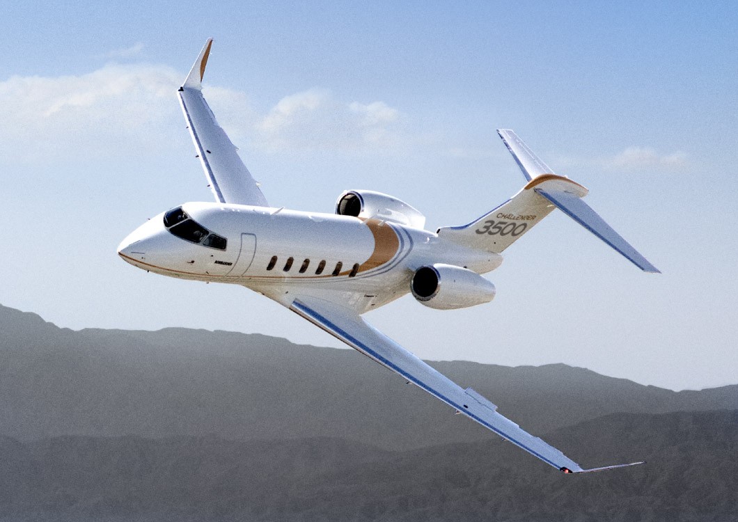 Bombardier Challenger 3500 super midsize jet for Martha's Vineyard charter
