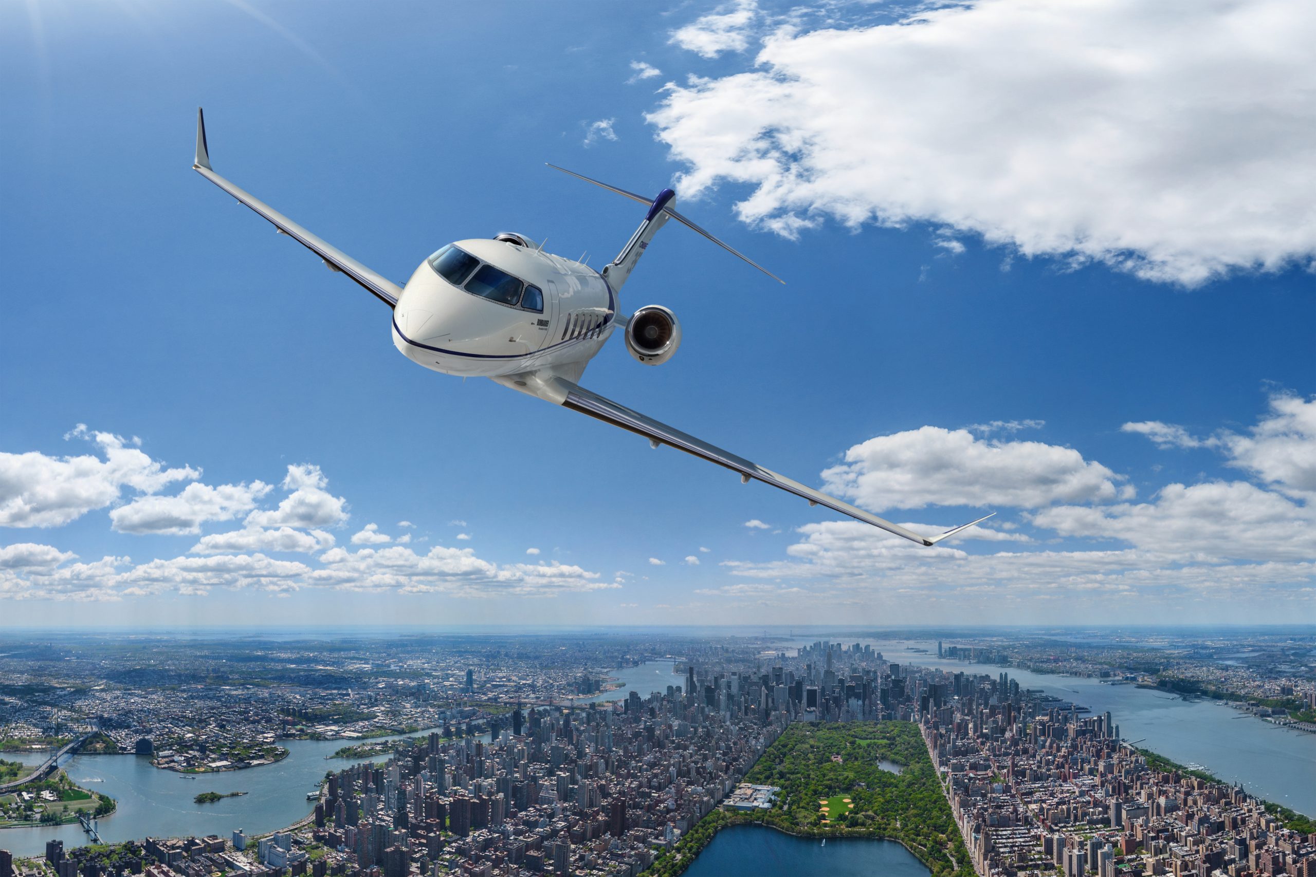 Bombardier Challenger 350 super midsize jet for Martha's Vineyard charter