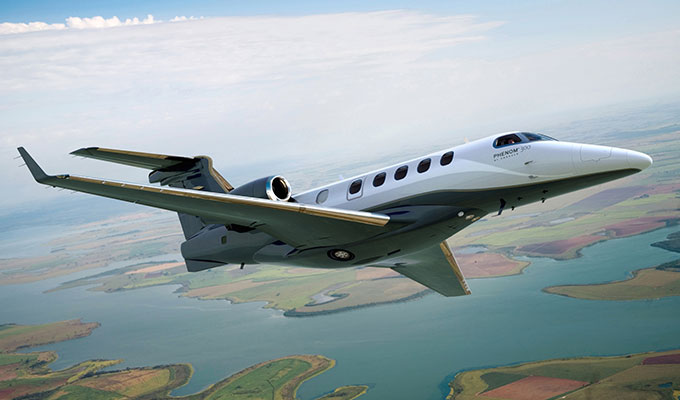 Embraer Phenom 300 view for Martha's Vineyard charter
