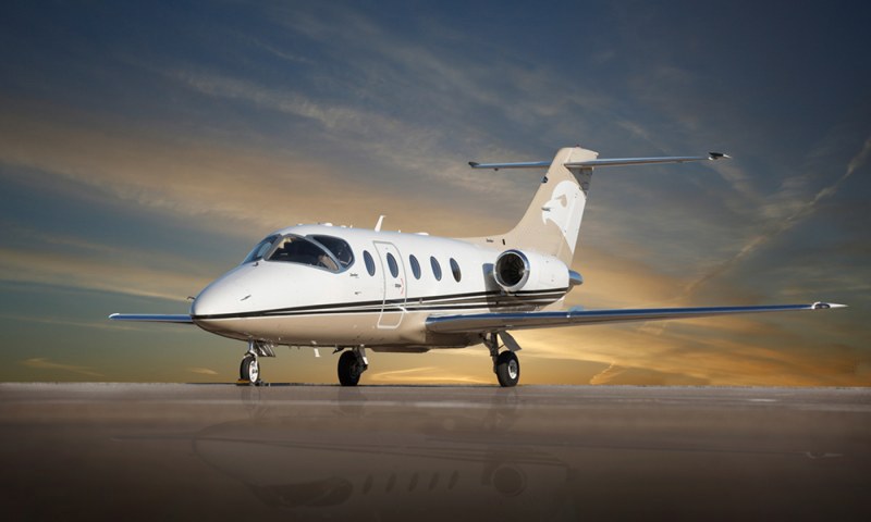 Hawker 400XP light jet for Martha's Vineyard charter