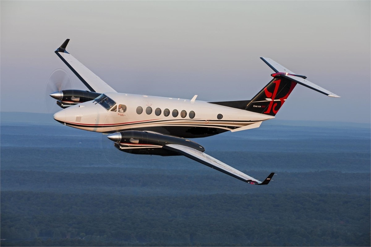 Martha’s Vineyard King Air 200 Charter