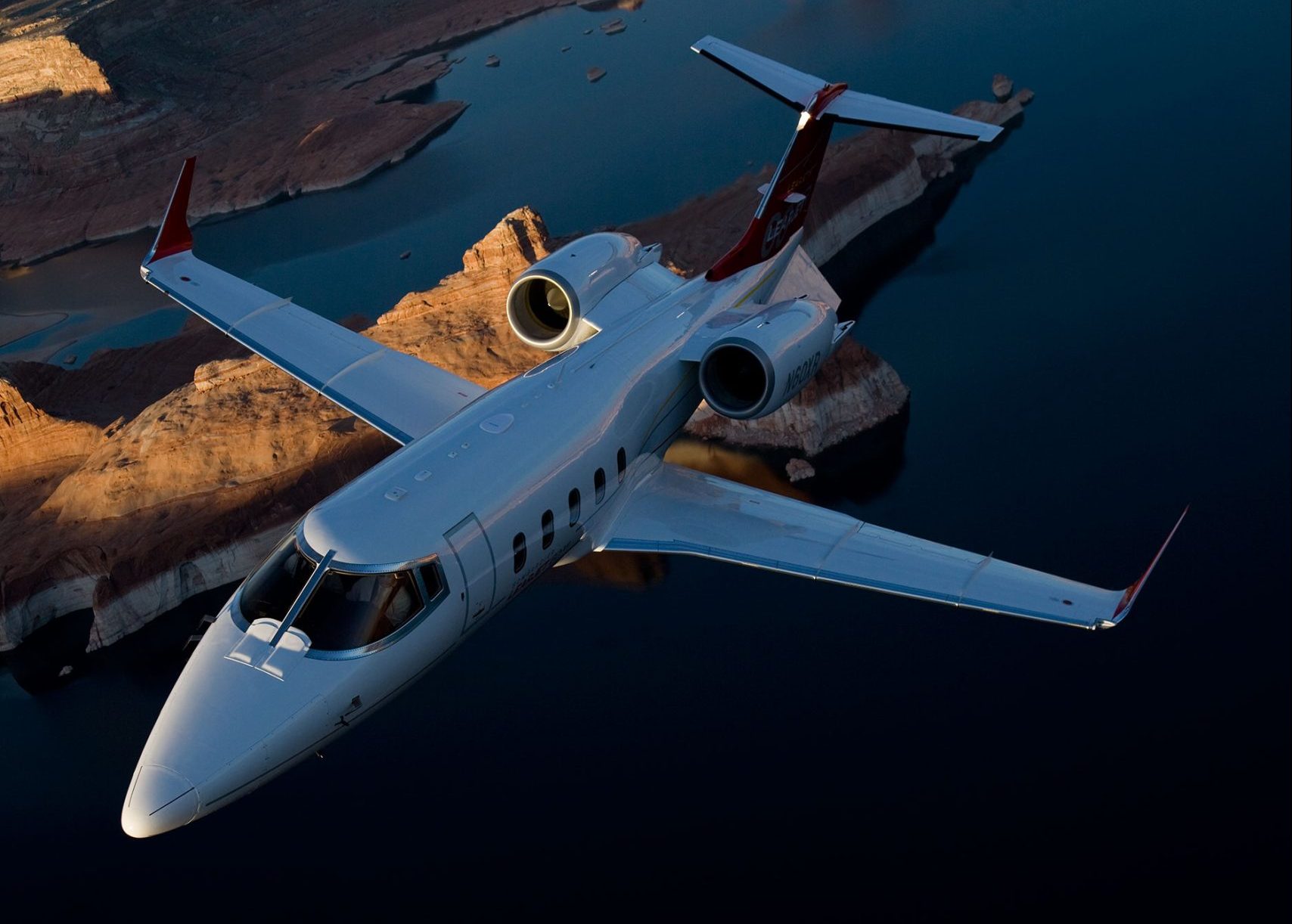 Martha’s Vineyard Learjet 60 / 60XR Charter